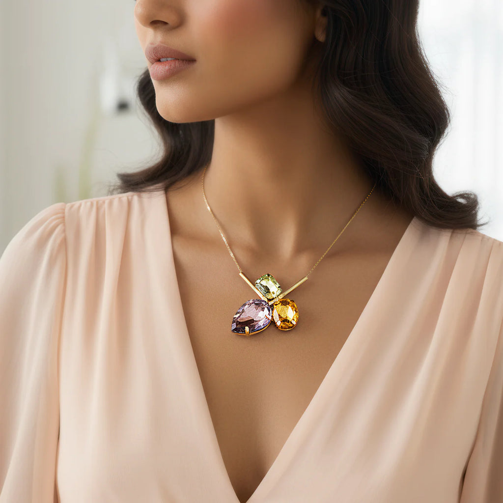 Tri Shape Pendent Necklace